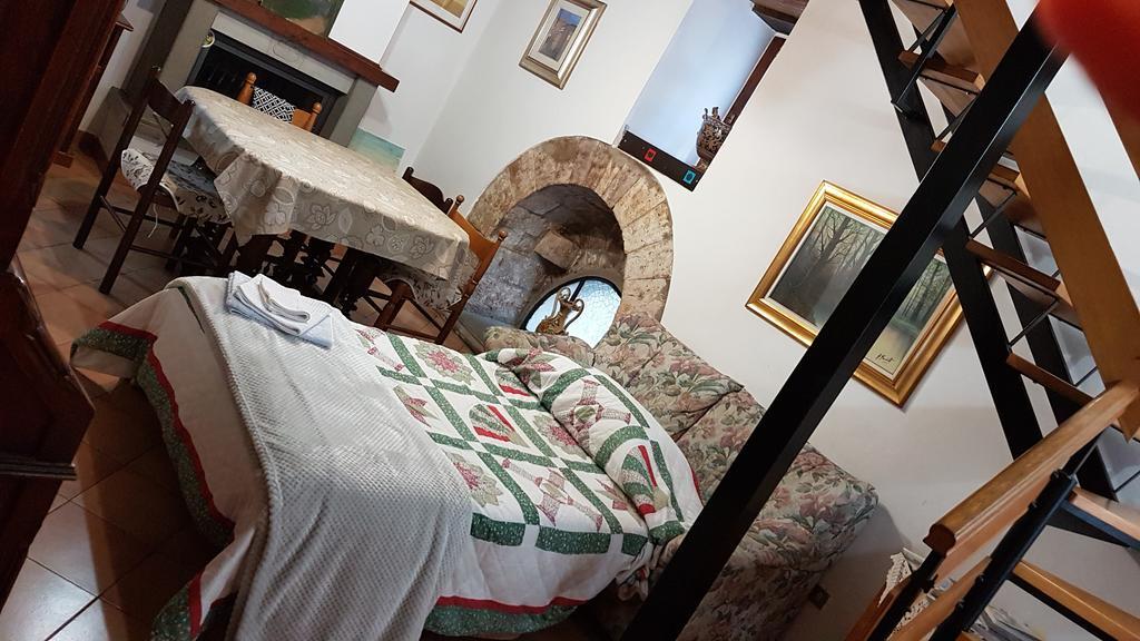 グッビオA Casa Di Cristinaアパートメント エクステリア 写真
